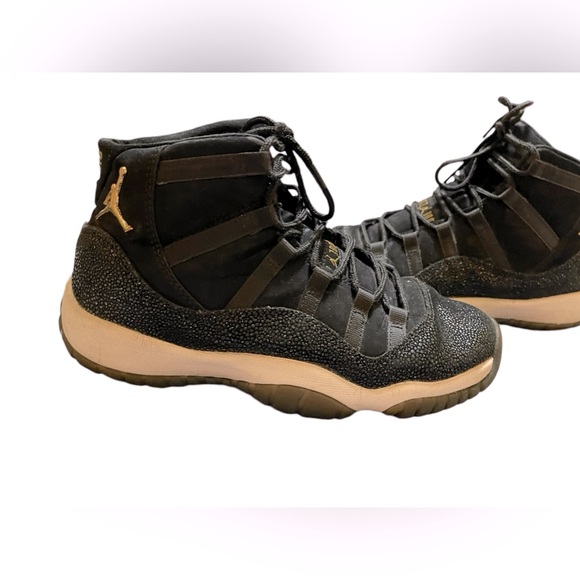 ❤️❤️ Air Jordan 11 Retro Perm HC Black & Metallic Gold With White Base - Picture 6 of 8